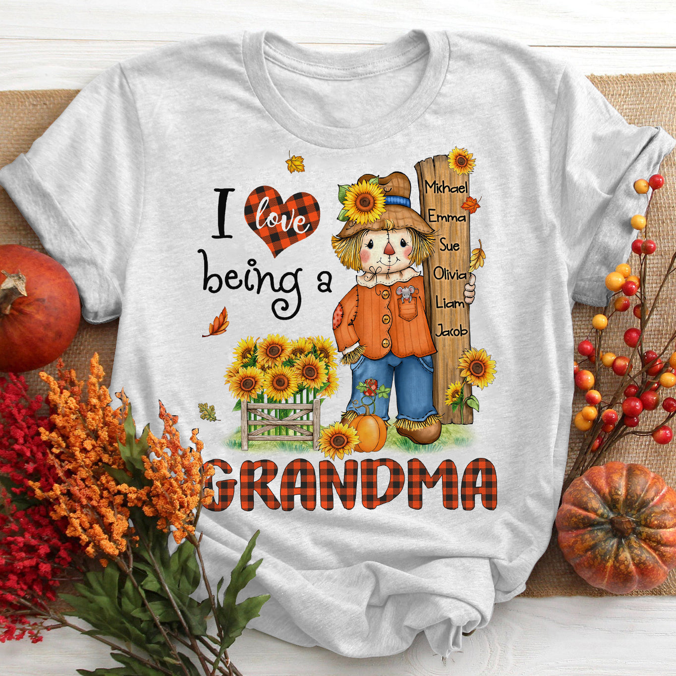 I Love Being a Grandma with Personalized Kidnames T-Shirt